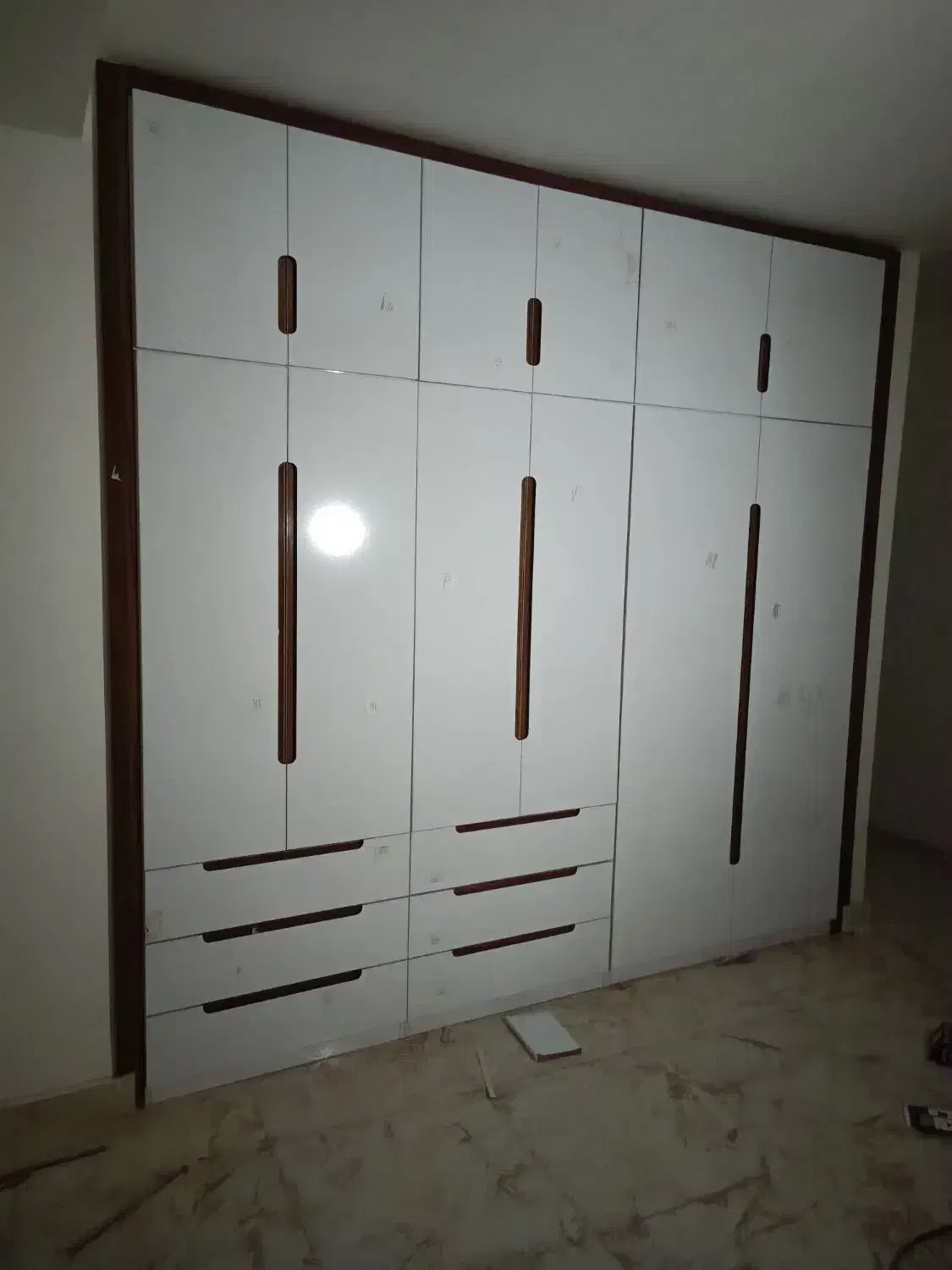 اجرا ونصب انواع کابینت وکمددیواری تی وی وال...|خدمات پیشه و مهارت|کرمانشاه, |دیوار