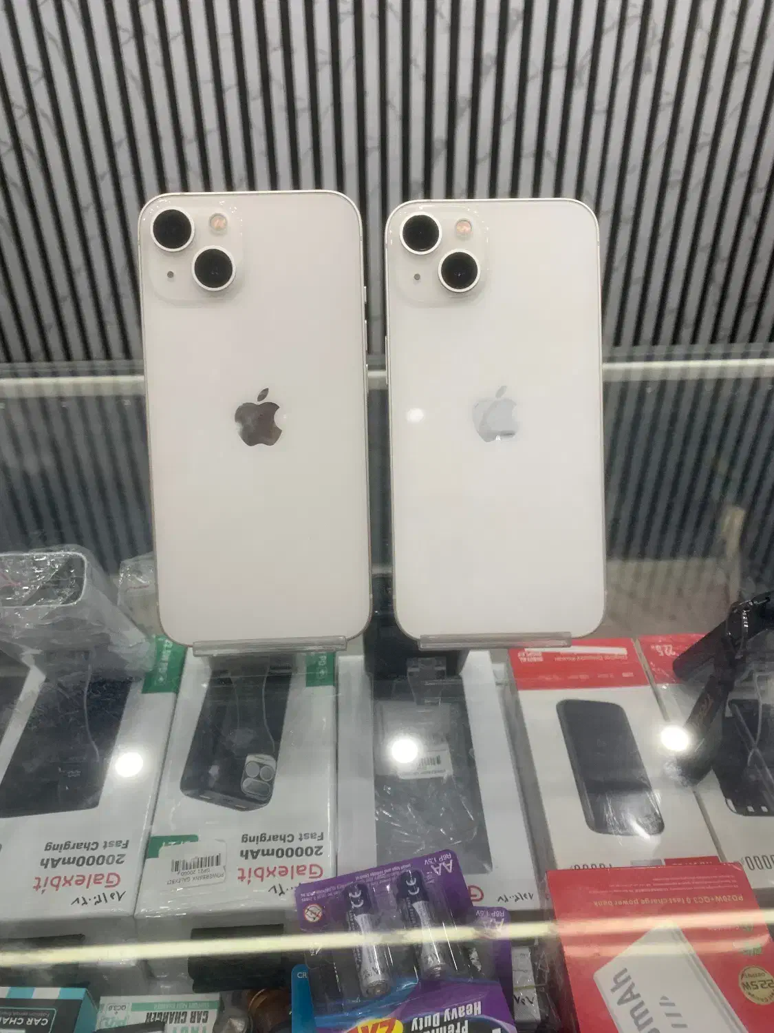 ایفون۱۳|موبایل|صفادشت, |دیوار