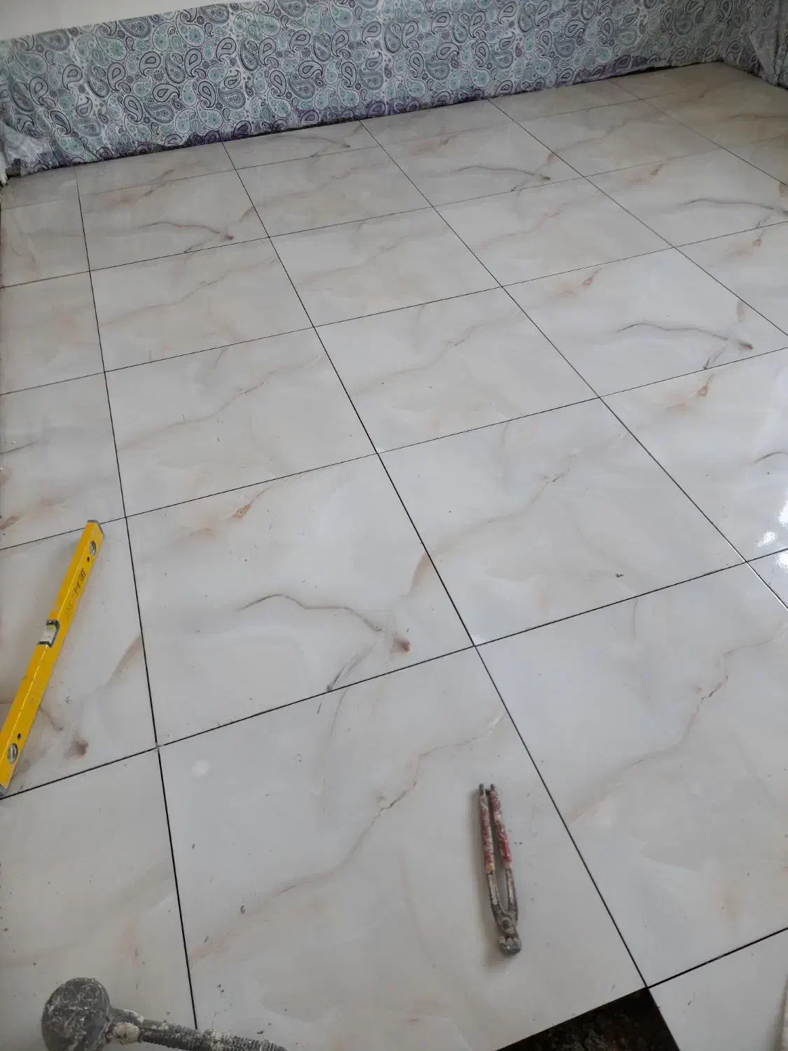 کاشی وسنگ کاری|خدمات پیشه و مهارت|بندرعباس, |دیوار