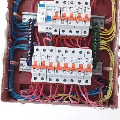 برق کاری ساختمان صفر تا صد رفع عیب یابی|خدمات پیشه و مهارت|گلبهار, شهر جدید گلبهار|دیوار