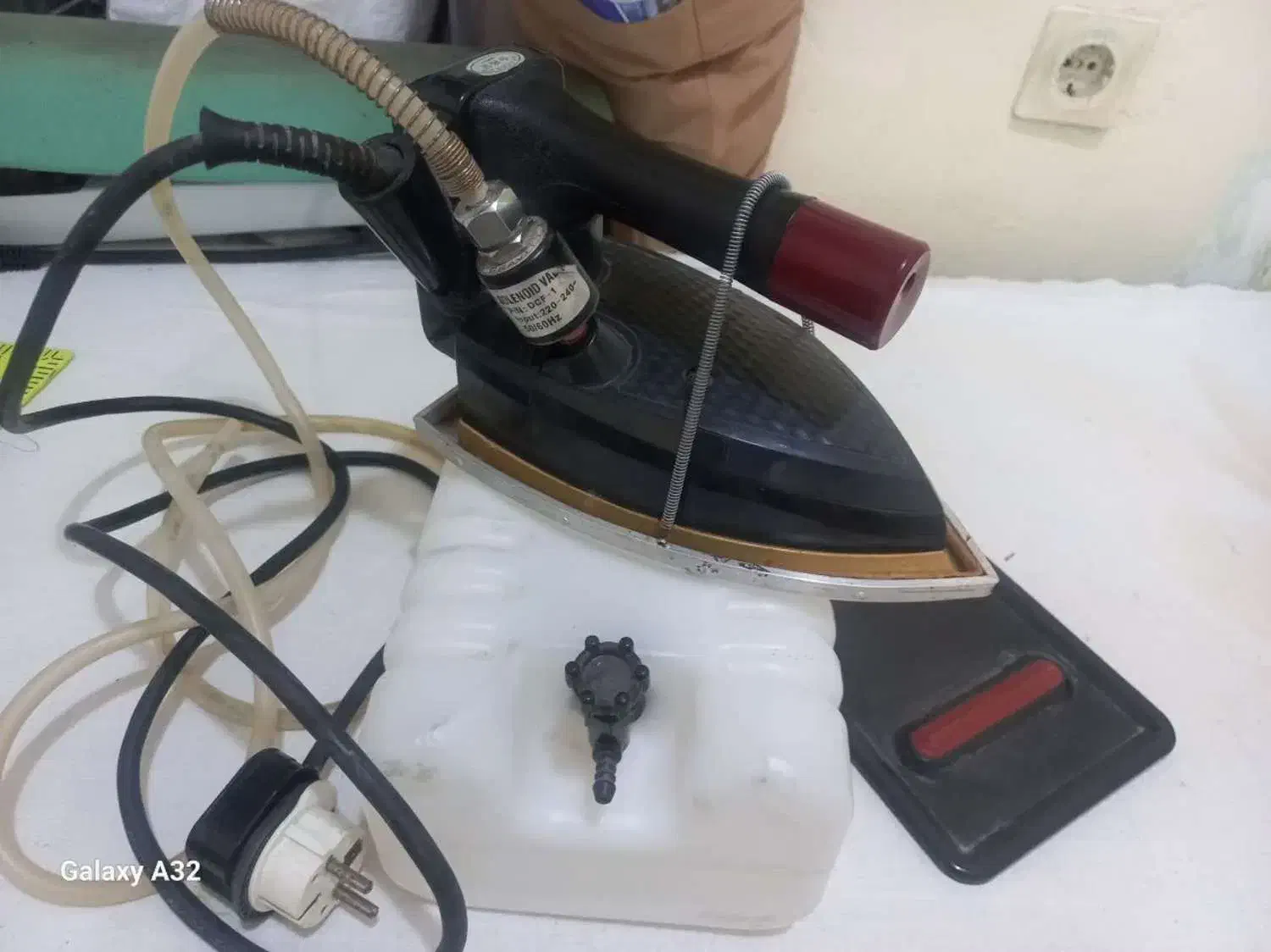 اتوی سرمی درحد نو|اتو و لوازم اتو|بوشهر, |دیوار