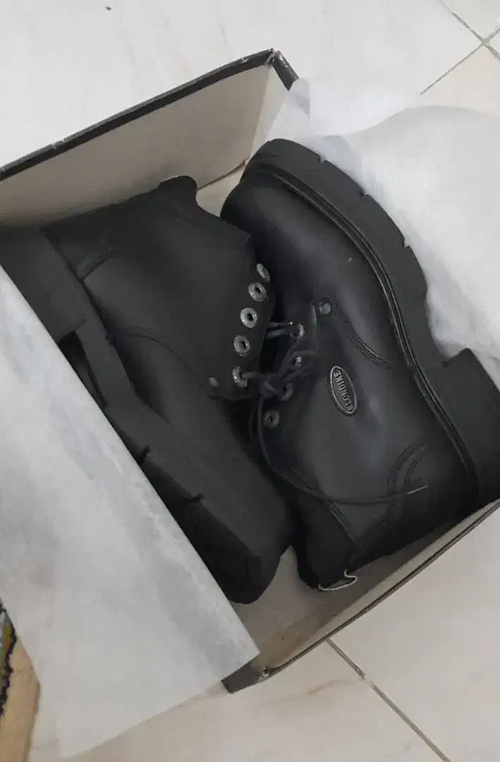 نیم پوت ایتالیایی اصل|کیف، کفش، کمربند|تهران, حکیمیه|دیوار