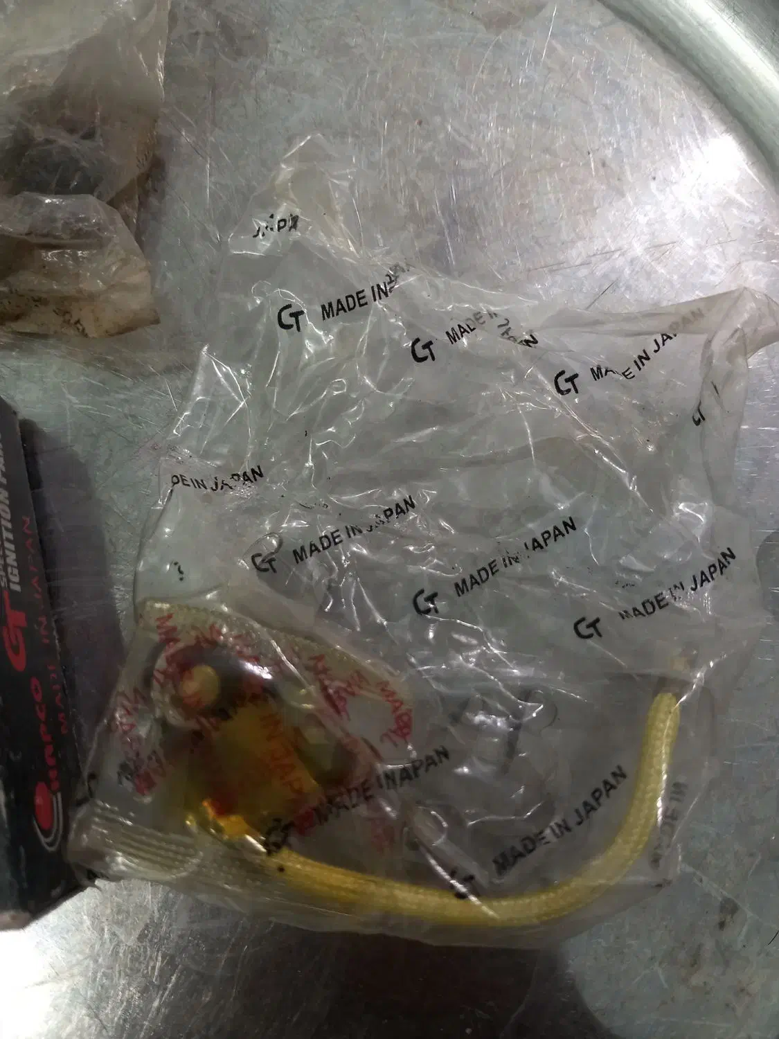 پلاتین تویوتا کرونا|قطعات یدکی و لوازم جانبی|یزد, |دیوار