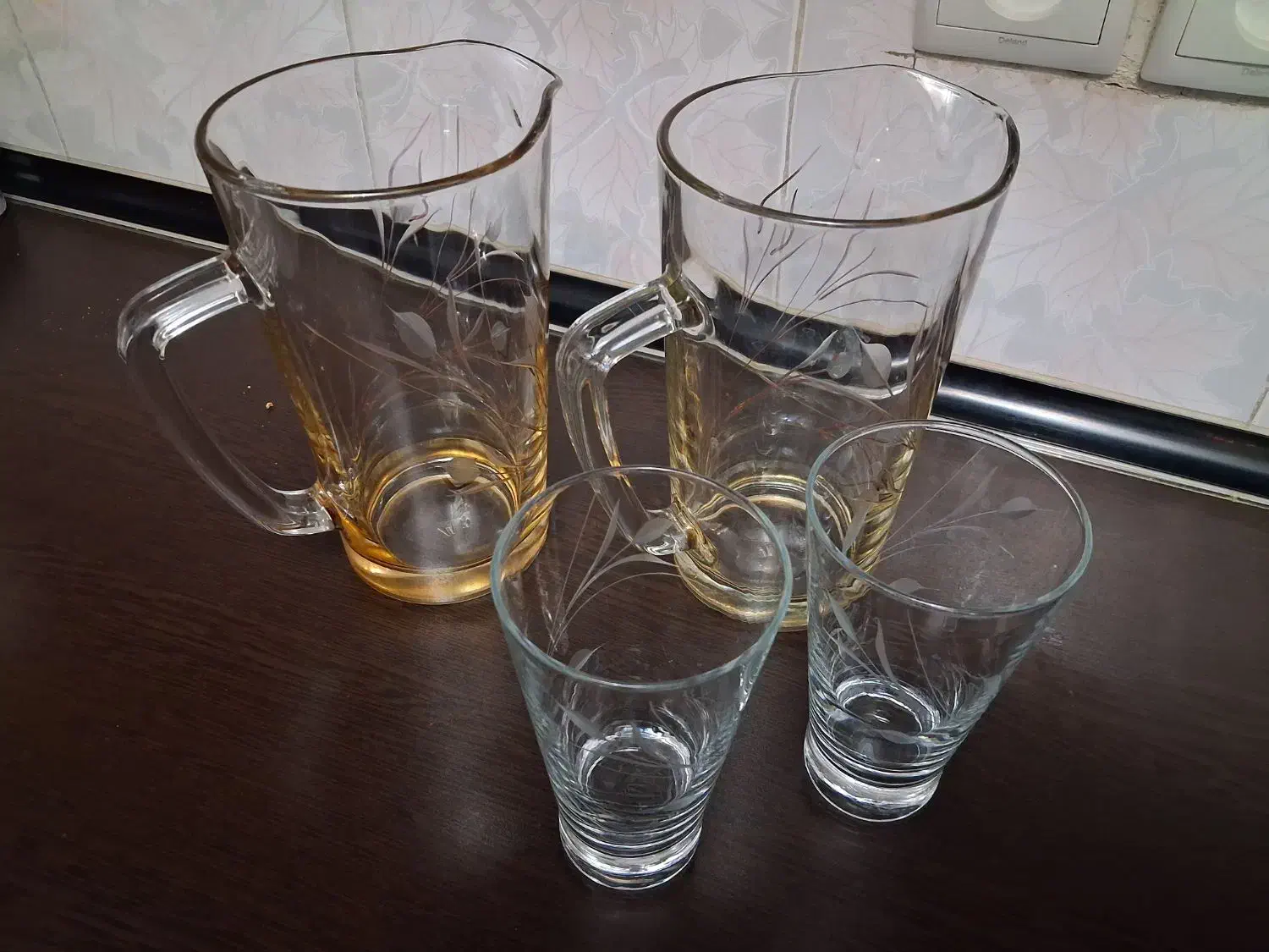 پارچ و لیوان|ظروف سرو و پذیرایی|ایلام, |دیوار