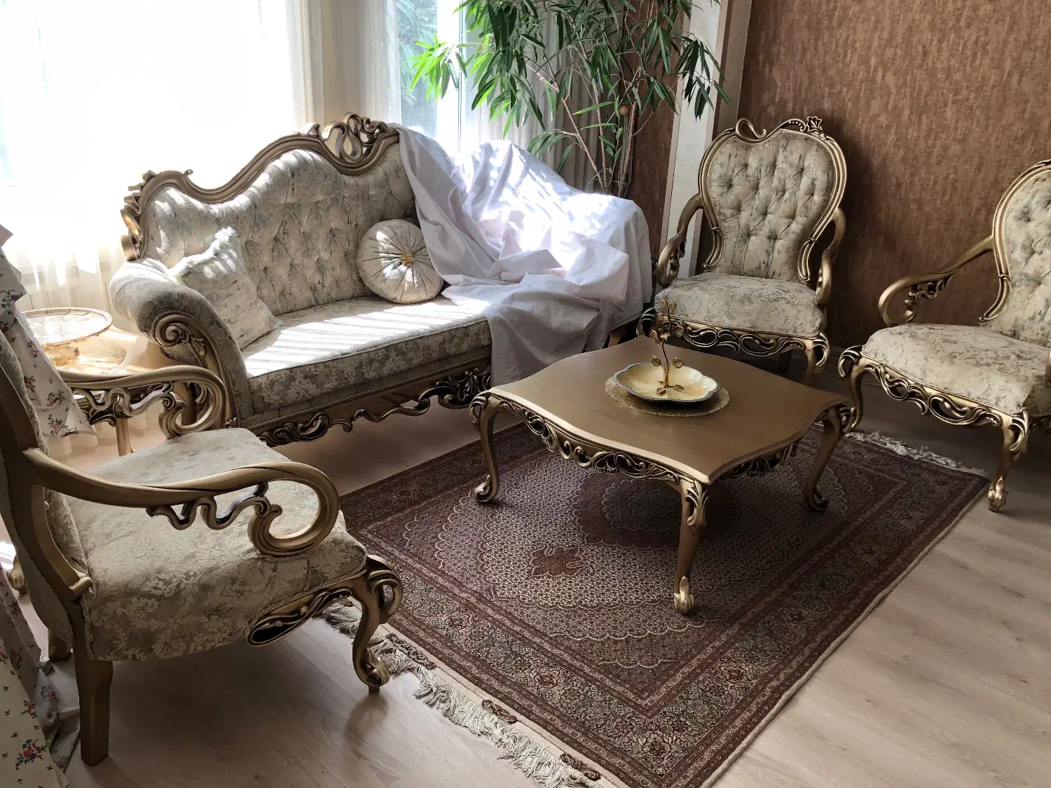 ست کامل مبل و میز ناهار خوری|مبلمان خانگی و میز عسلی|شیراز, قصرالدشت|دیوار