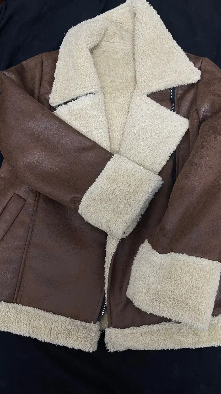 کت بوفالو قهوه ای|لباس|حمیدیا, |دیوار