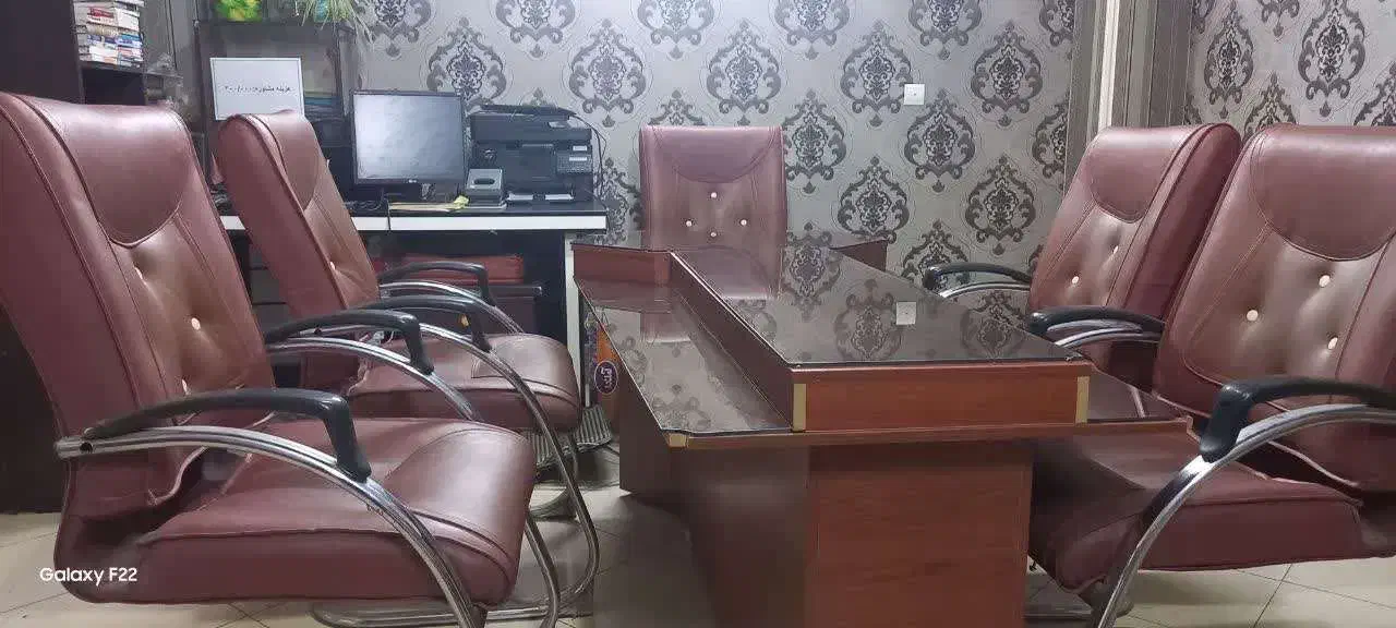 میز کنفرانس|مبلمان اداری|رباط‌کریم, رباط‌کریم|دیوار