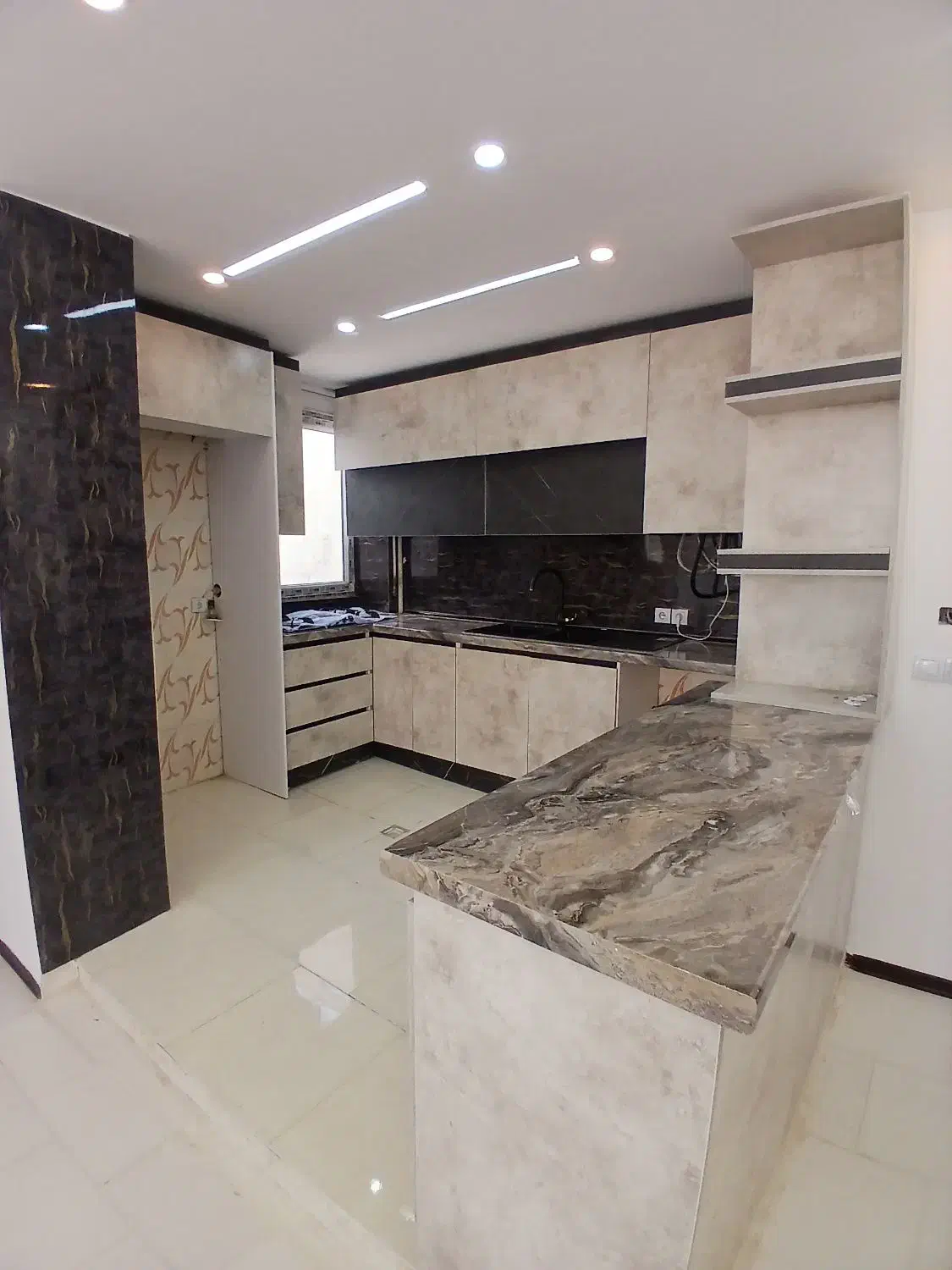 واحد نوساز کلید نخورده پارکینگ سندی|فروش آپارتمان|هشتگرد, شهرک پامچال|دیوار