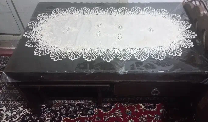 میز عسلی قهوه ای تیره|مبلمان خانگی و میز عسلی|دامغان, |دیوار