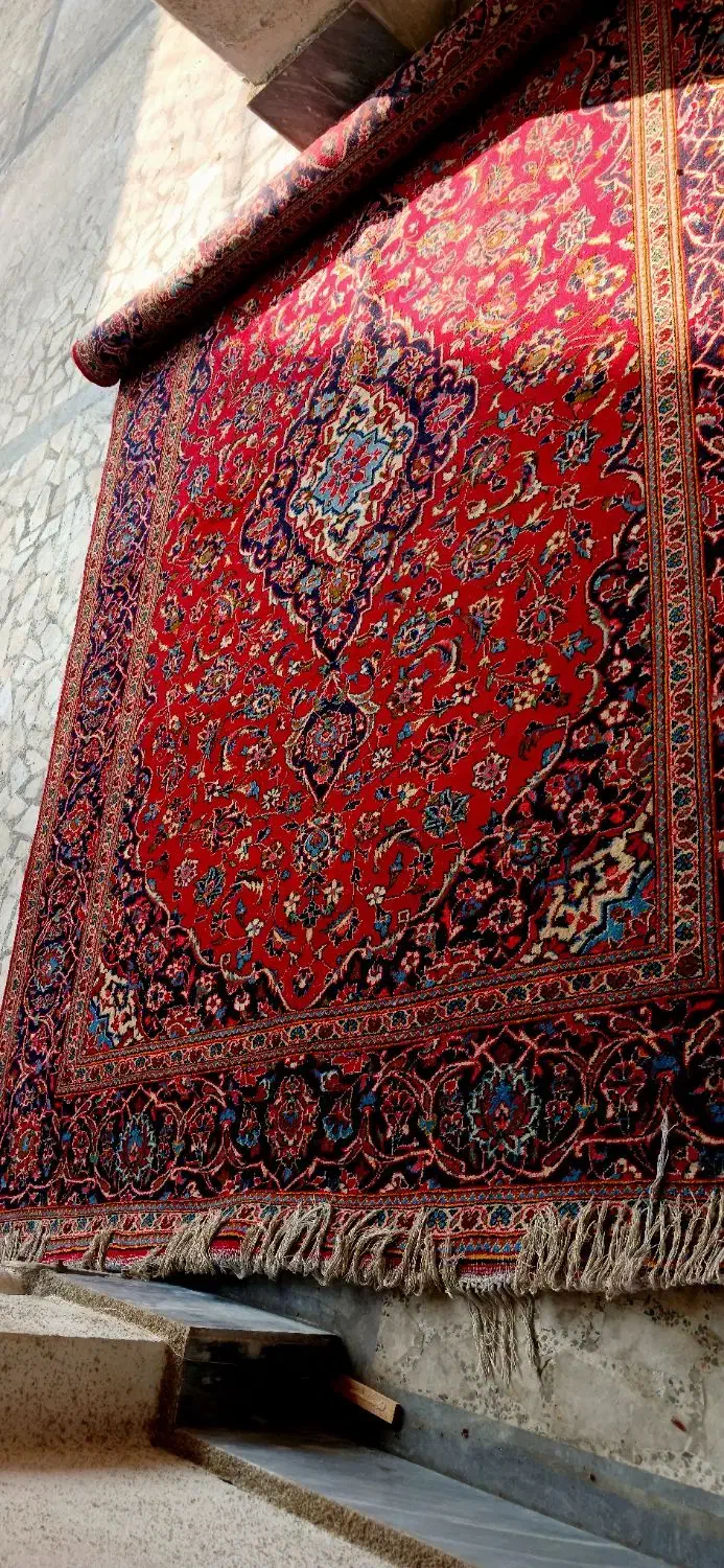 فرش دستبافت ۹ متری کار کرده|فرش|رشت, نامجو|دیوار