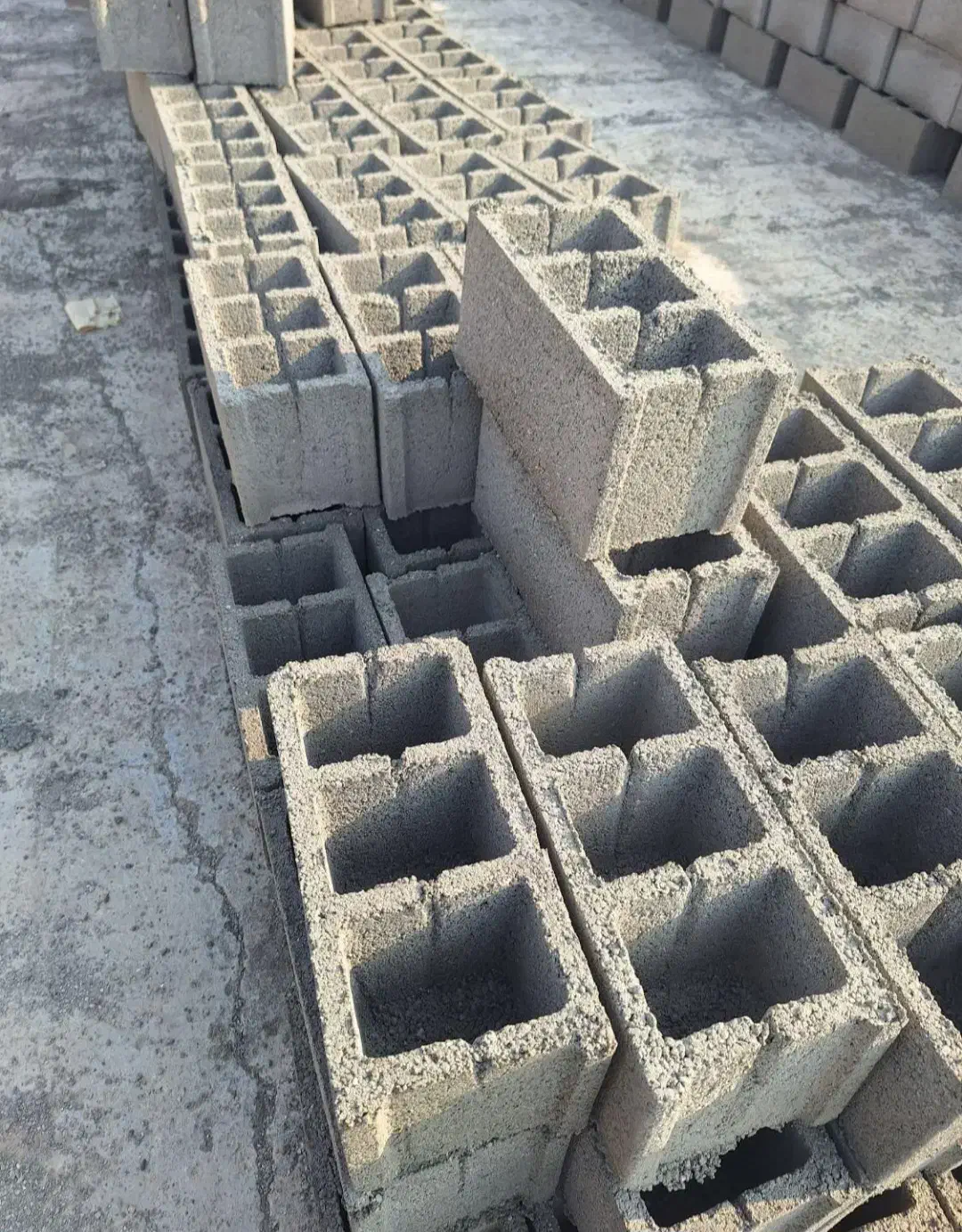 عرضه کننده انواع بلوک سیمانی|مصالح و تجهیزات ساختمان|اصفهان, ملکشهر|دیوار