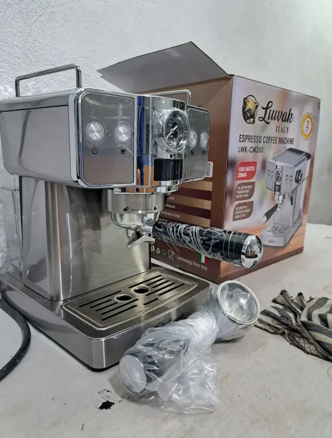 قهوه ساز اسپرسوساز لواک ۳۵۰ درحد آکبند|سماور، چایساز، قهوهساز|تهران, افسریه شمالی|دیوار