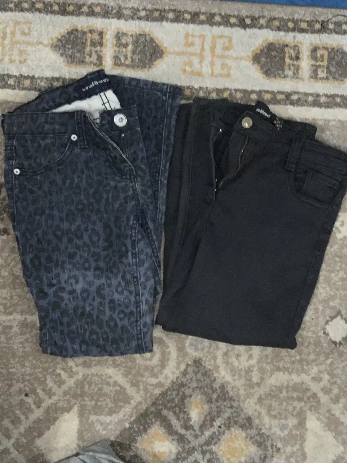 لباس زنانه|لباس|چالوس, |دیوار