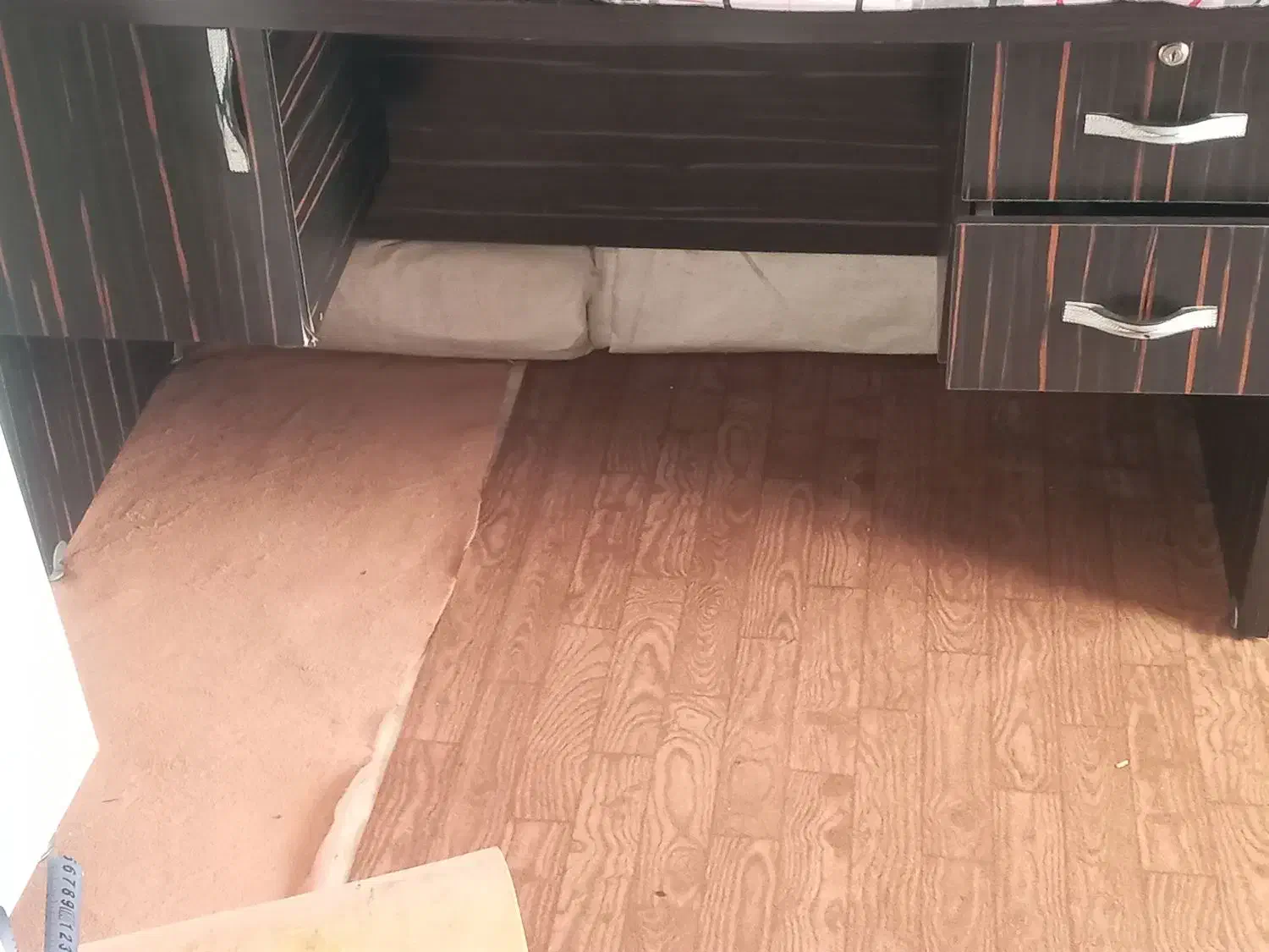 میز ریاست|دفتر کار|خوی, |دیوار