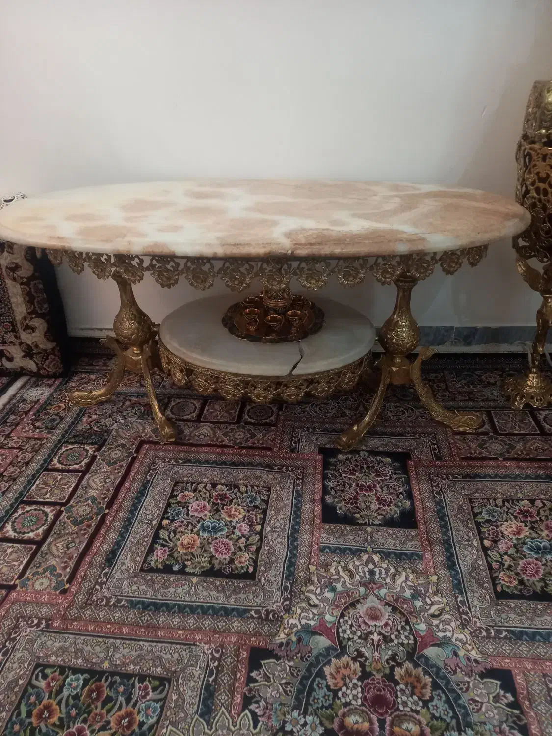 میز جلومبلی برنجی|مبلمان خانگی و میز عسلی|قرچک, زیبا شهر|دیوار