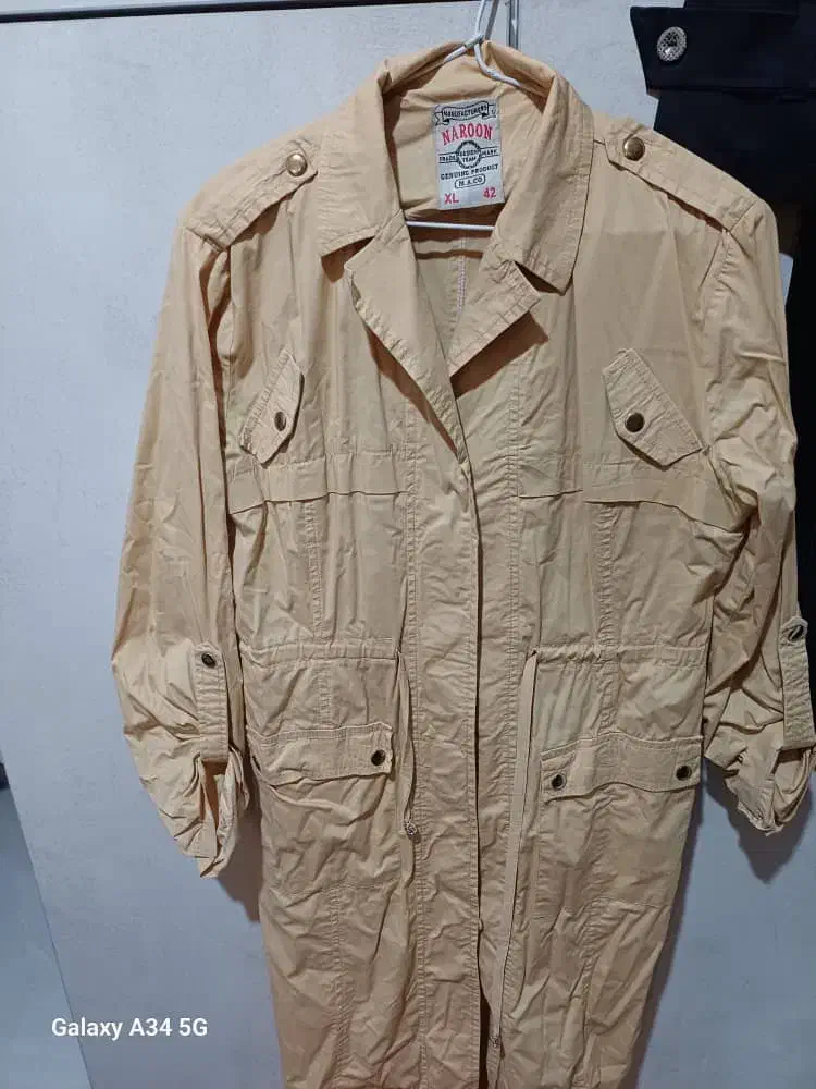 سه عدد مانتو بارانی|لباس|رشت, کوی جام جم|دیوار