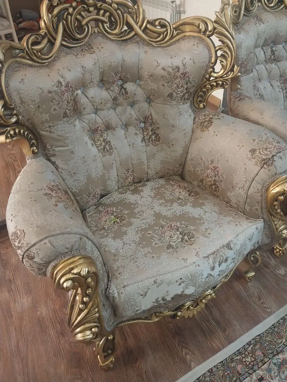 مبل  ۹نفره در حد نو|مبلمان خانگی و میز عسلی|شیراز, ریشمک|دیوار