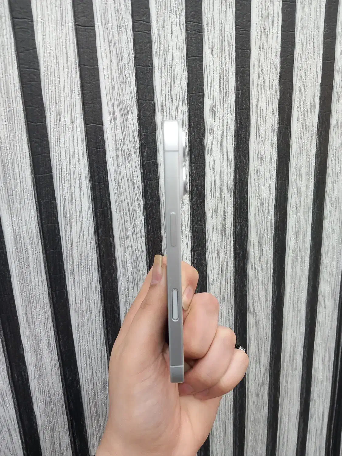 آیفون 16 نرمال CH 128G.دوماه کارکرد|موبایل|رشت, چله خانه|دیوار