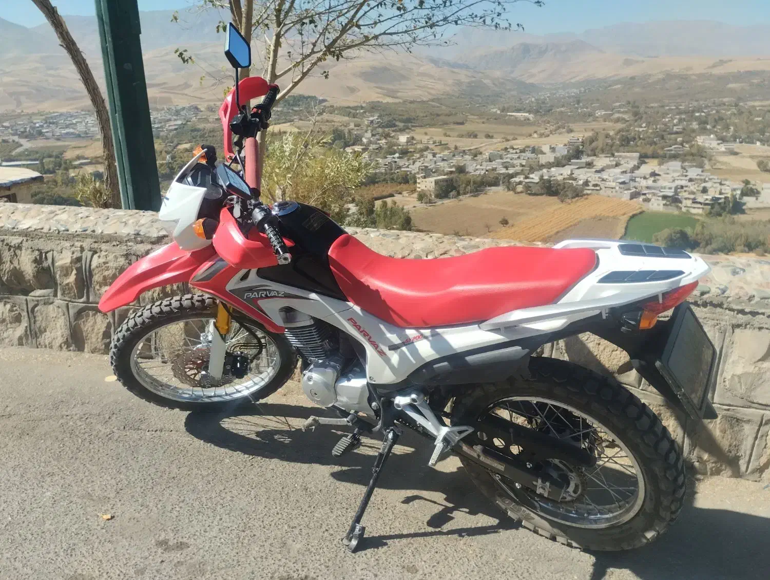 موتور تریل ۲۰۰|موتورسیکلت|بروجرد, |دیوار