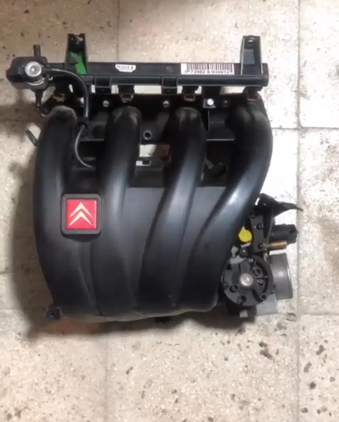 منیفولد زانتیا ۲۰۰۰ کامل و ایسیو زیمنس|قطعات یدکی و لوازم جانبی|زابل, |دیوار