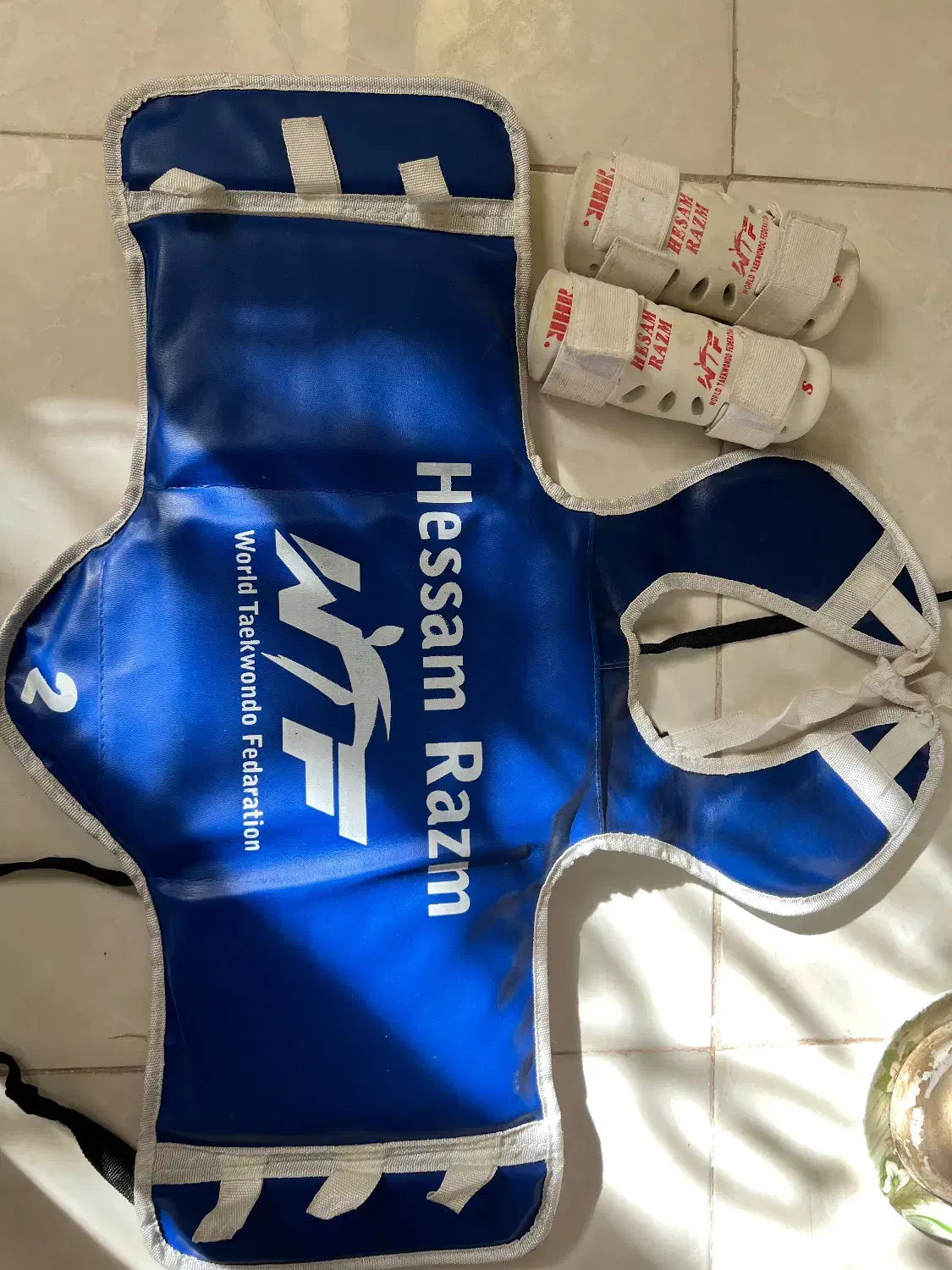 هوگو و لباس کاراته|تجهیزات ورزشی|نیشابور, هفده شهریور|دیوار