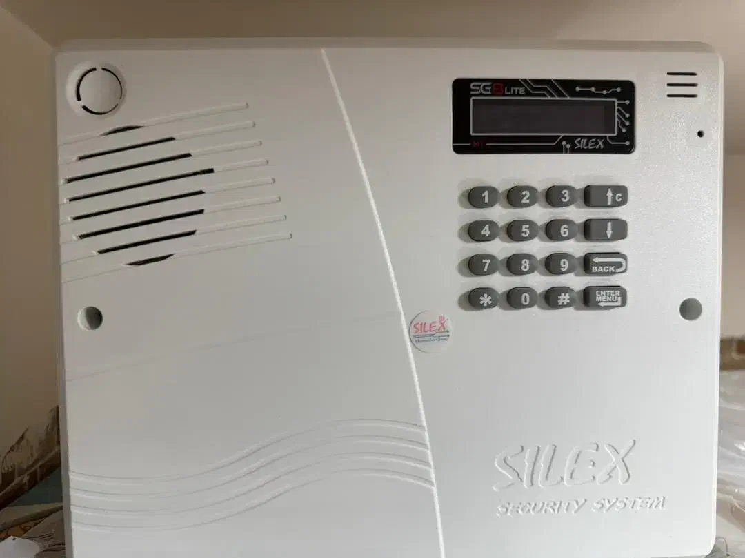 برقکار.. برق کاری منزل مغازه باغ ا..|خدمات پیشه و مهارت|کرج, دولتآباد|دیوار