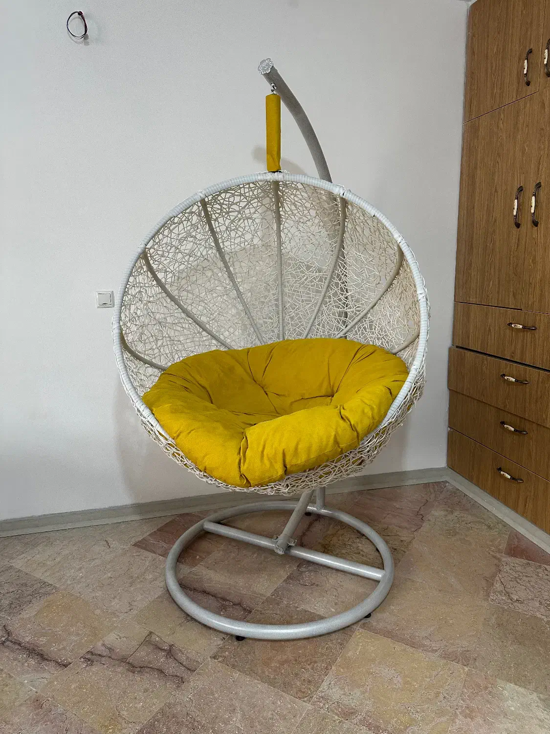 تاب ریلکسی|صندلی و نیمکت|کرج, برغان|دیوار