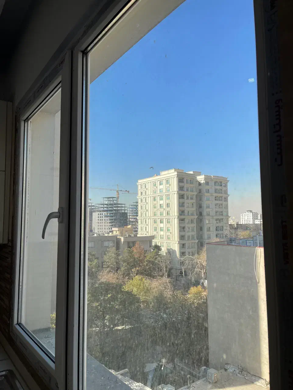 ۱۷۲متر*ازگل*کلید نخورده