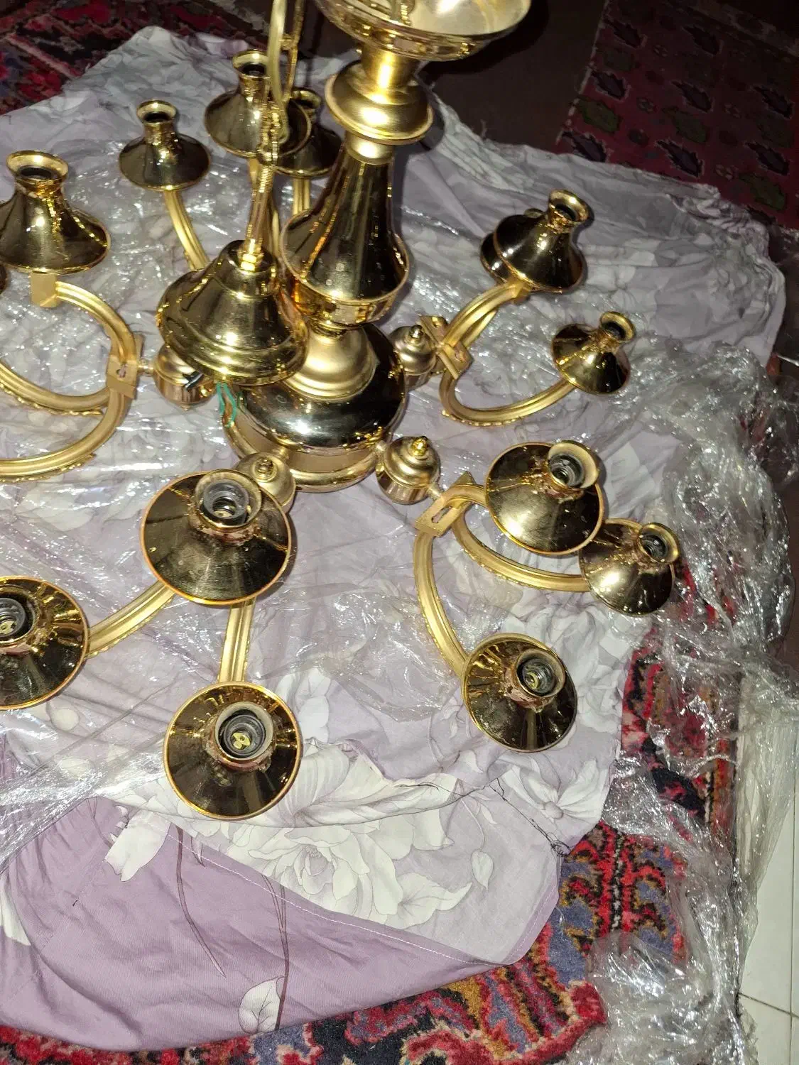 لوستر رنگ ثابت|لوستر و چراغ آویز|تبریز, |دیوار