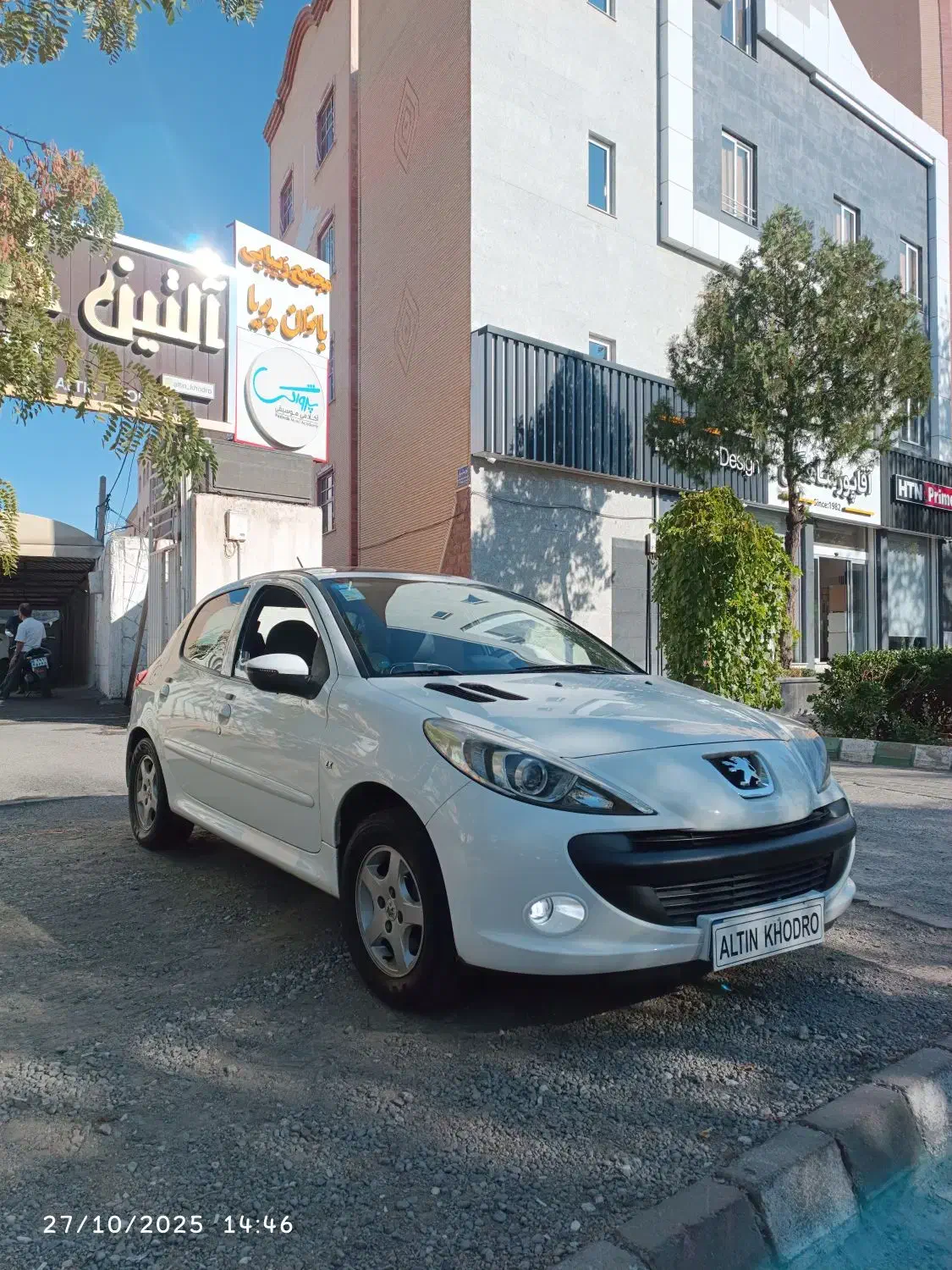 207مدل 1402 سقف پانا ۲۵ کار|خودرو سواری و وانت|تبریز, |دیوار