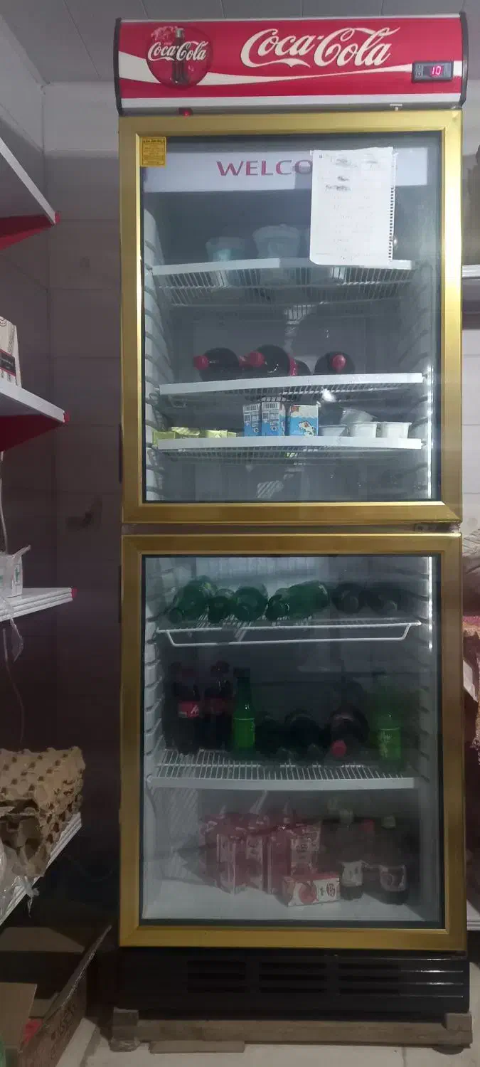 یخچال مغازه‌ای ایستاده دو درب شیشه‌ای  کاملا نو|فروشگاه و مغازه|سیوان, |دیوار