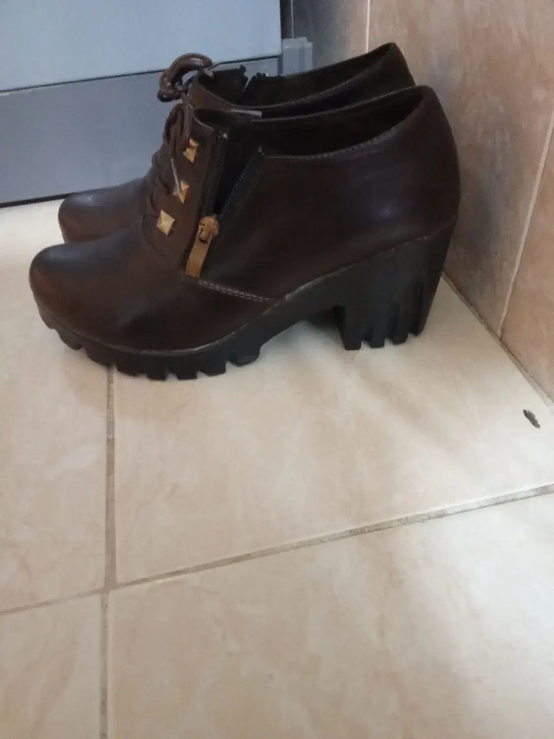 کفش‌نونو|کیف، کفش، کمربند|قرچک, باقرآباد|دیوار