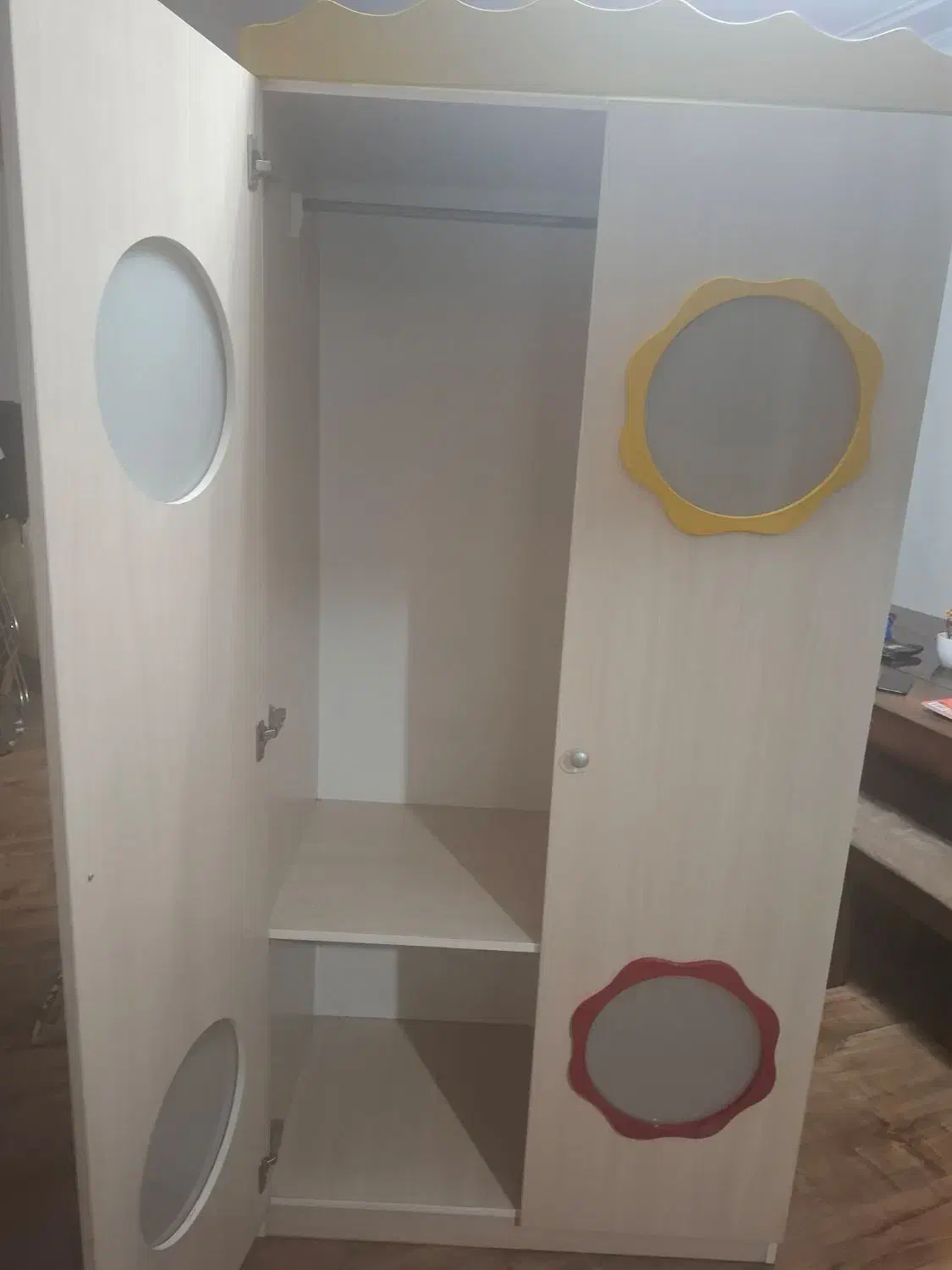 کمد mdf کاملا نو|جاکفشی، کمد، دراور|کرج, شهرک جهان‌نما|دیوار