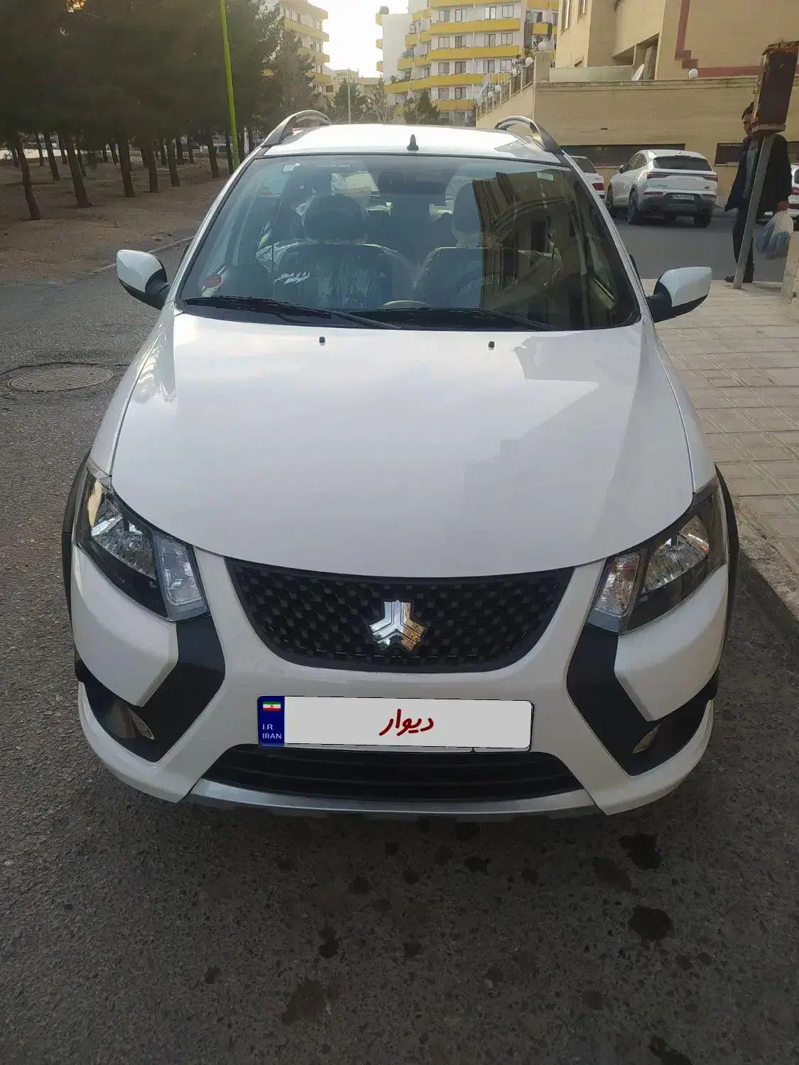 کوییک ۴۰۳ خشک|خودرو سواری و وانت|فولادشهر, B7|دیوار