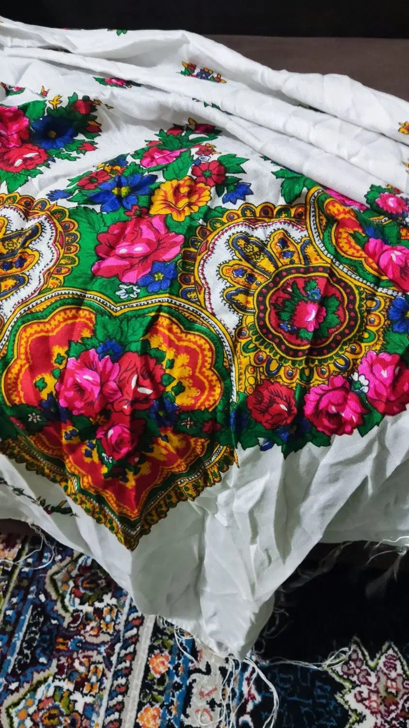 لباس محلی به قیمت مناسب|لباس|لاهیجان, آهندان|دیوار