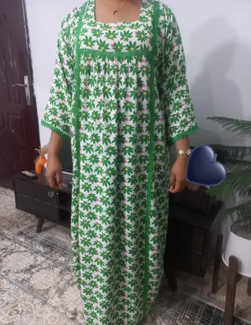 خیاط|لباس|قشم, |دیوار