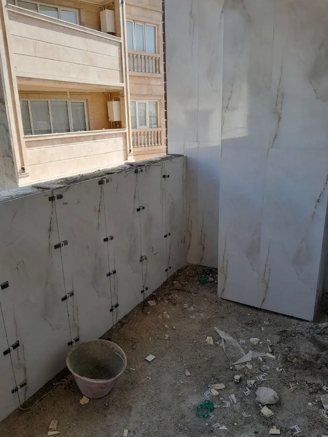 کاشی کاری سنگ کاری مدرن|خدمات پیشه و مهارت|نهاوند, |دیوار