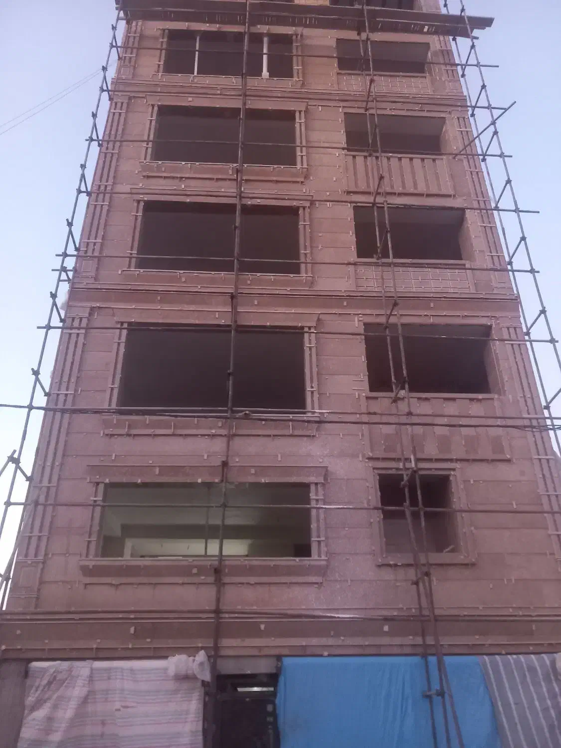 پیش فروش تک واحدی ۱۸۵ متری بر خیابان اندیشه|پیشفروش املاک|بروجرد, |دیوار