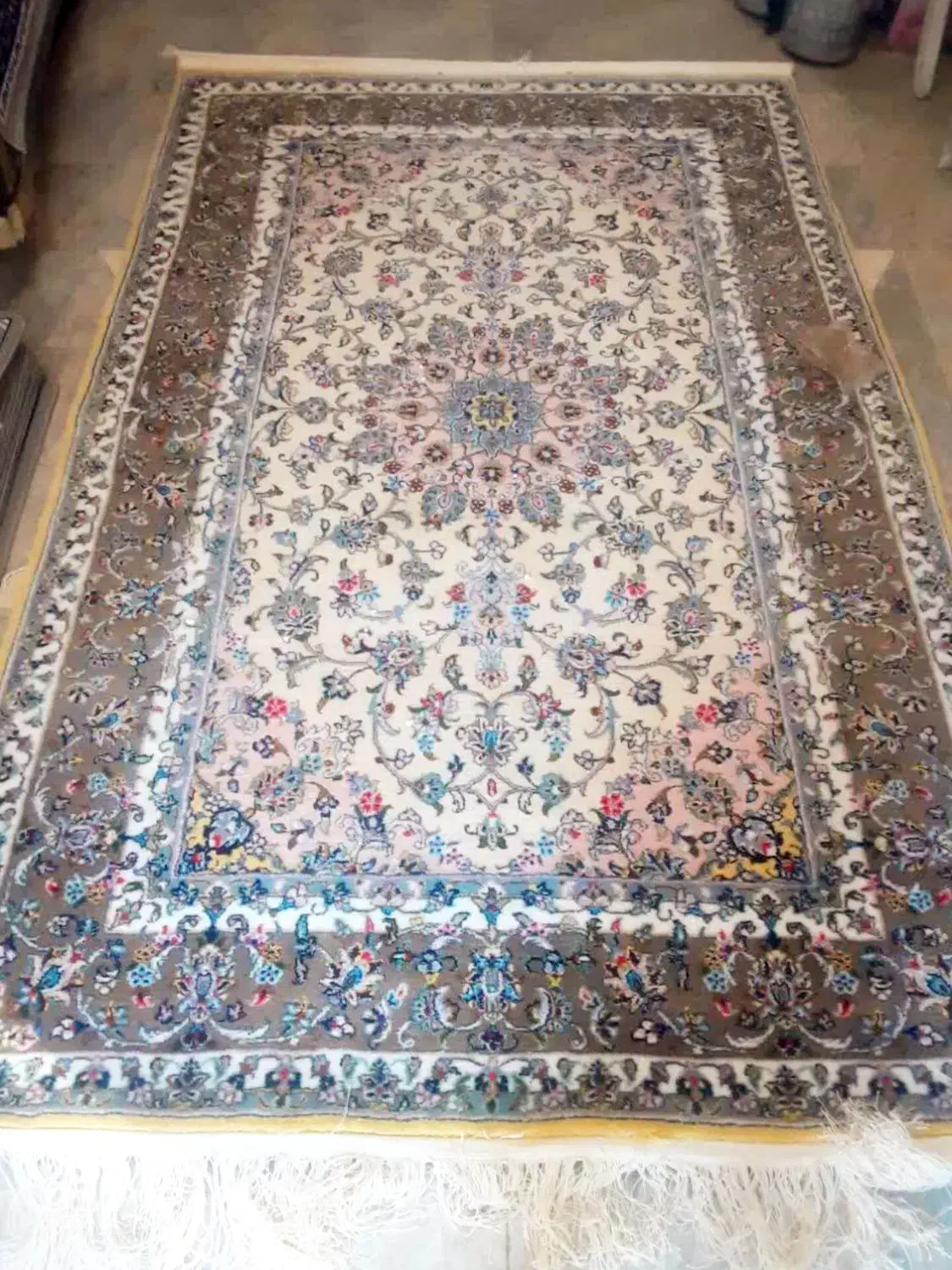 قالیچه دستبافت|فرش|کاشان, رسالت|دیوار