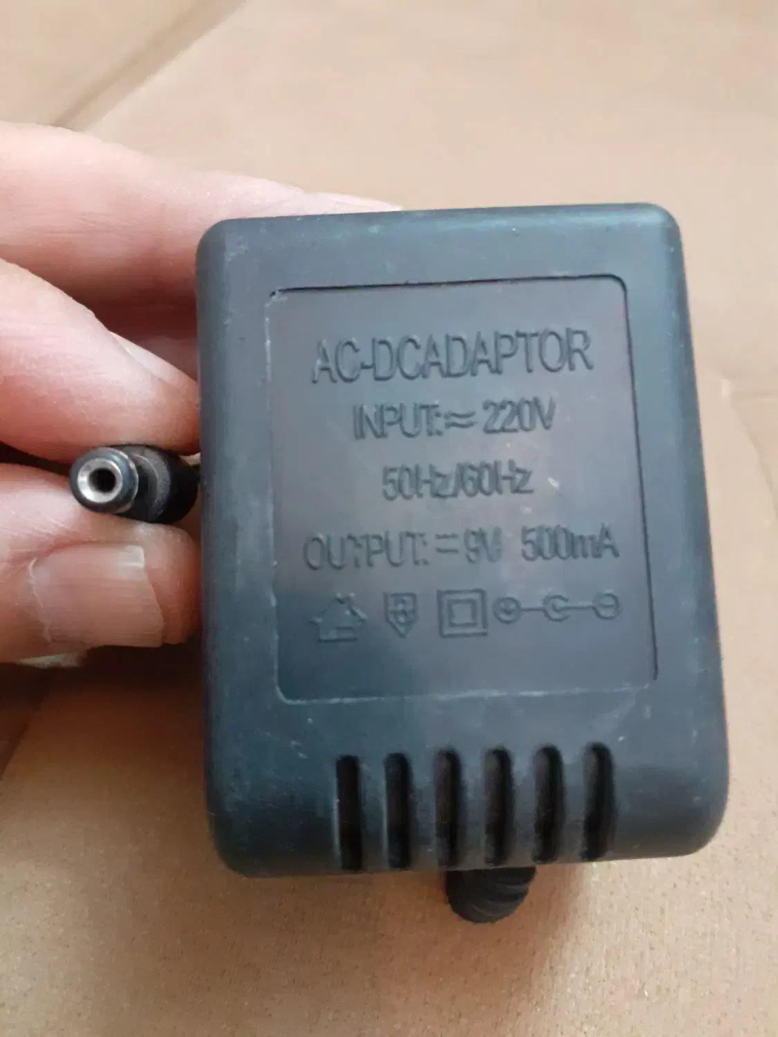 آداپتور ها با ولتاژ و آمپر های مختلف سالم|لوازم جانبی موبایل و تبلت|مشهد, کوی المهدی|دیوار