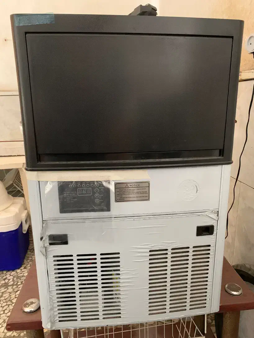 فروش دستگاه یخ ساز مکعبی|کافی‌شاپ و رستوران|ساری, |دیوار