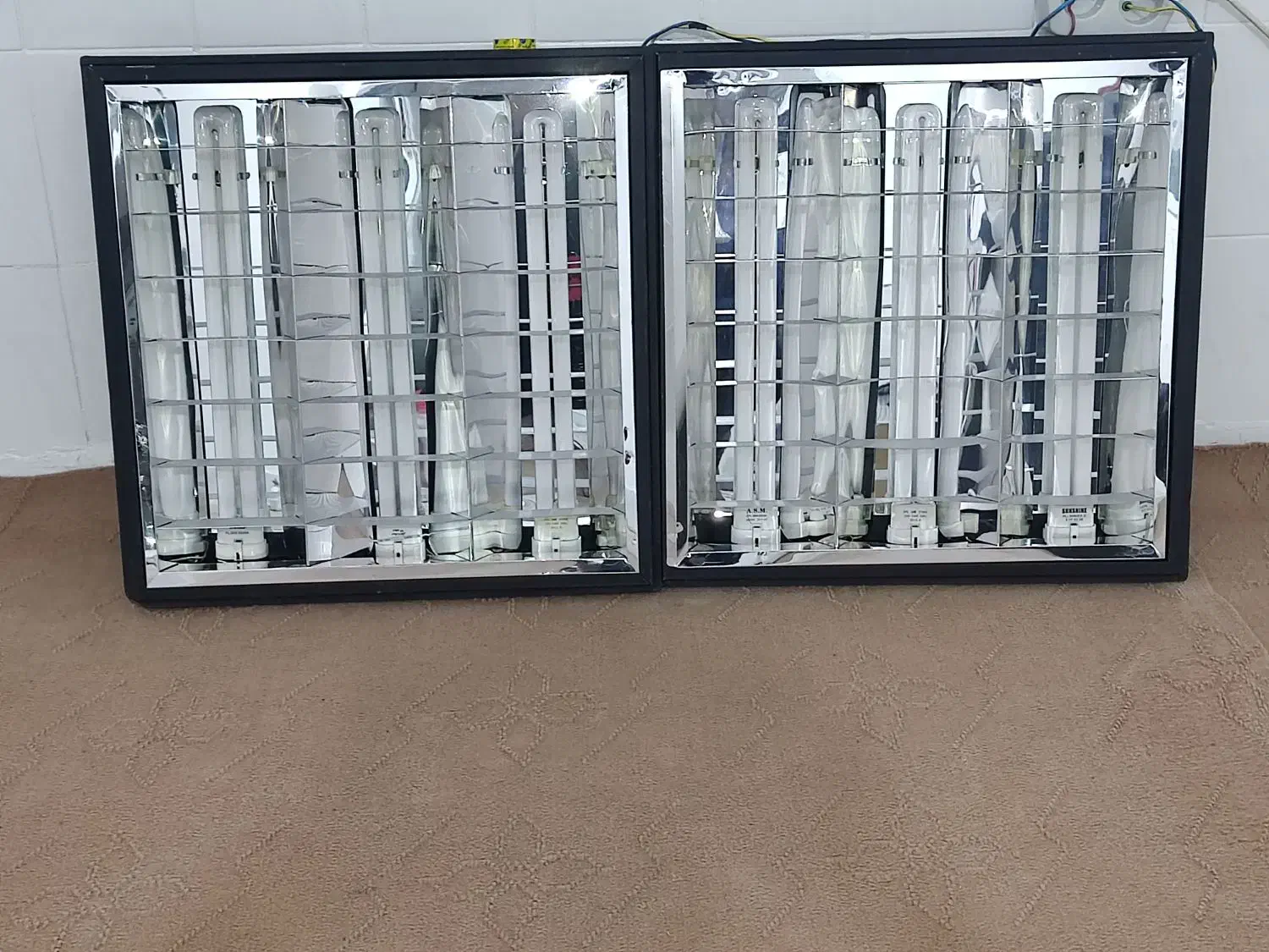 مهتابی|لامپ و چراغ|قم, ولیعصر|دیوار