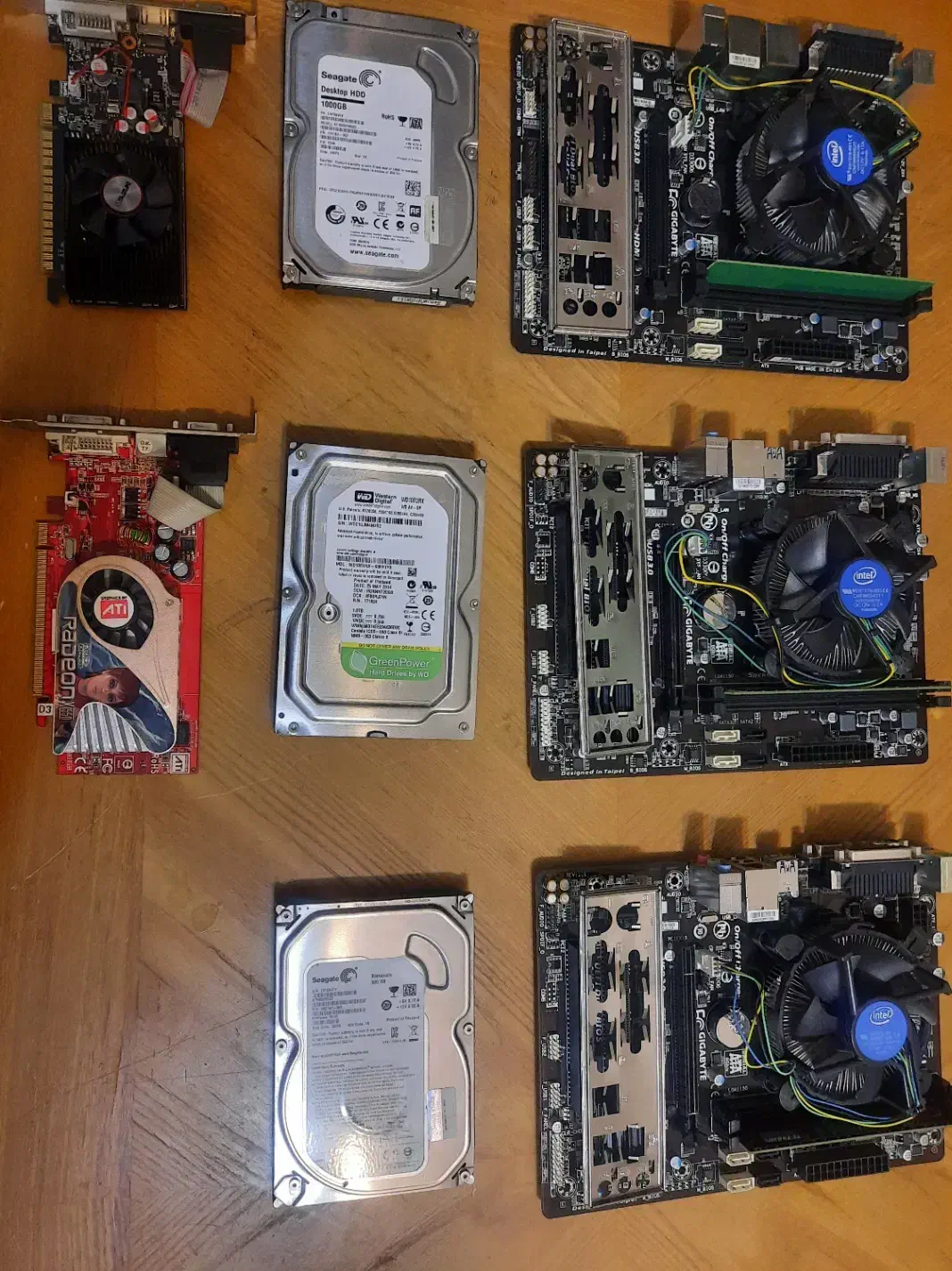 Mb giga Cpu intel g3250 ram 4g|قطعات و لوازم جانبی رایانه|تهران, بهار|دیوار