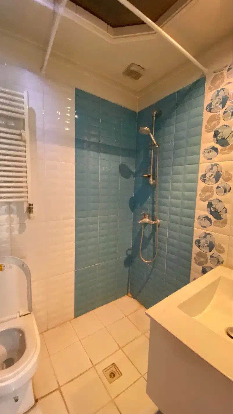 ۶۵ متر یک خواب ۸ ساله خواجه عبدالله