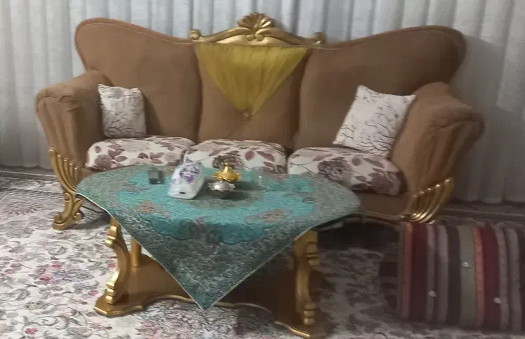 فروش مبل نیمه سلطنتی|مبلمان خانگی و میز عسلی|شیروان (خراسان), |دیوار