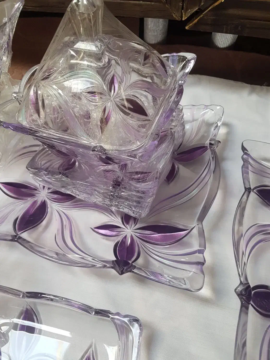 کریستال۱۲نفره ژاپن|ظروف سرو و پذیرایی|کرج, بنیاد|دیوار