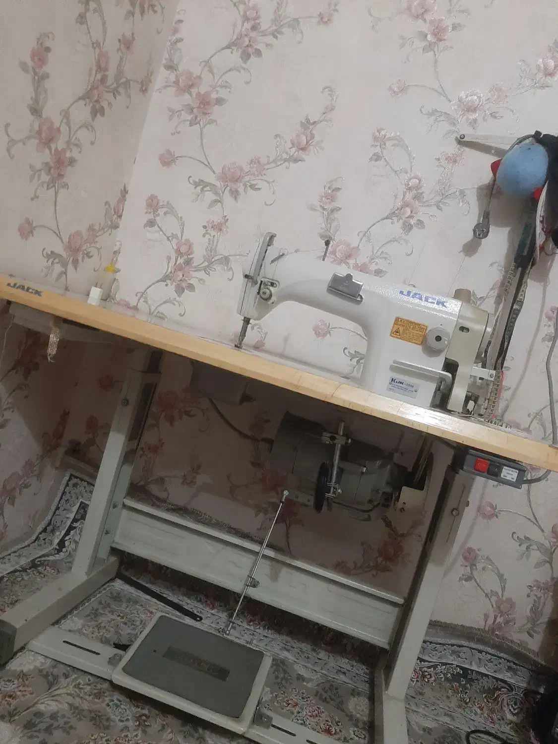 چرخ خیاطی|چرخ خیاطی و ریسندگی|آبیک, |دیوار