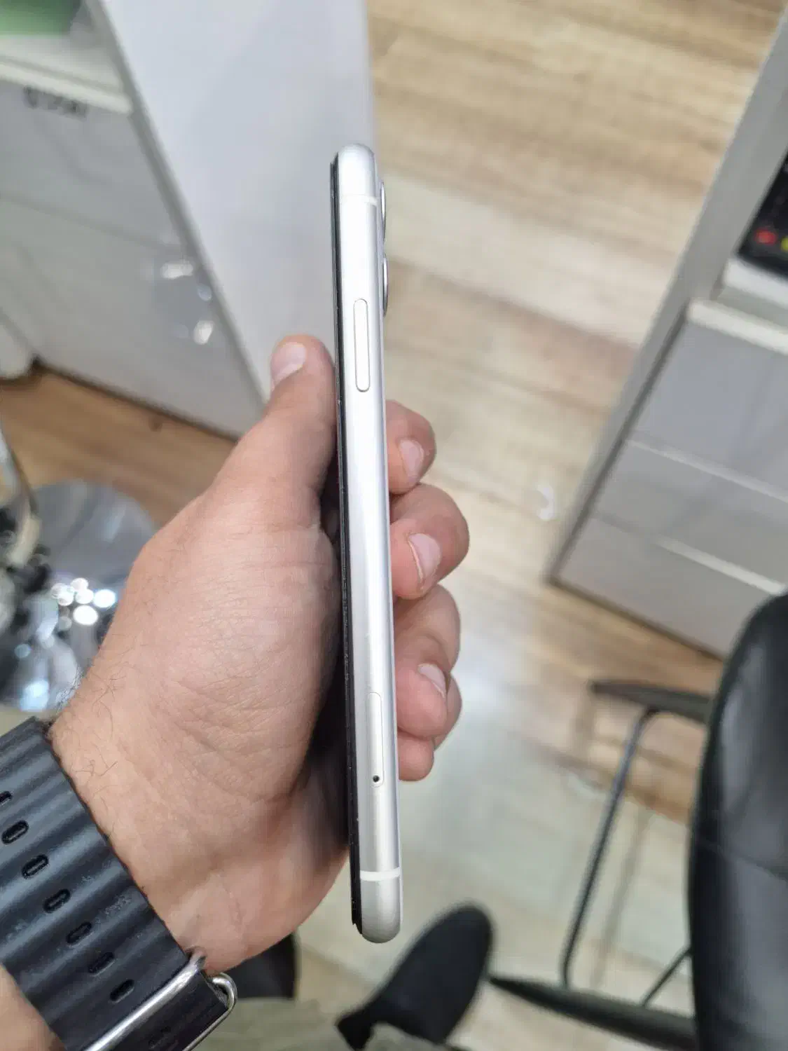 IPHONE 11 NORMAL WHITE|موبایل|تهران, فردوسی|دیوار