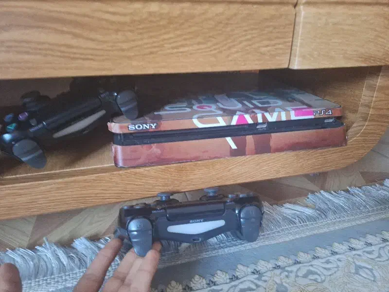 ps4 یک ترابایت فول گیم|کنسول، بازی ویدئویی و آنلاین|رشت, پیرسرا|دیوار