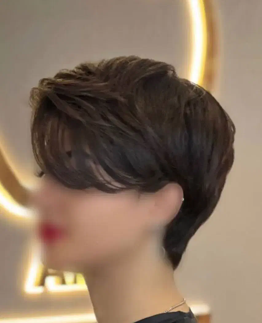 کوتاهی تخصصی مو زنانه و اصلاح ابرو|خدمات آرایشگری و زیبایی|هشتگرد, شهرک ولیعصر (مصلی)|دیوار